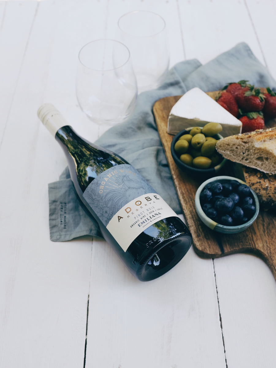 WHY DO I GET HEADACHES AFTER DRINKING WINE AND SPECIFICALLY RED WINE